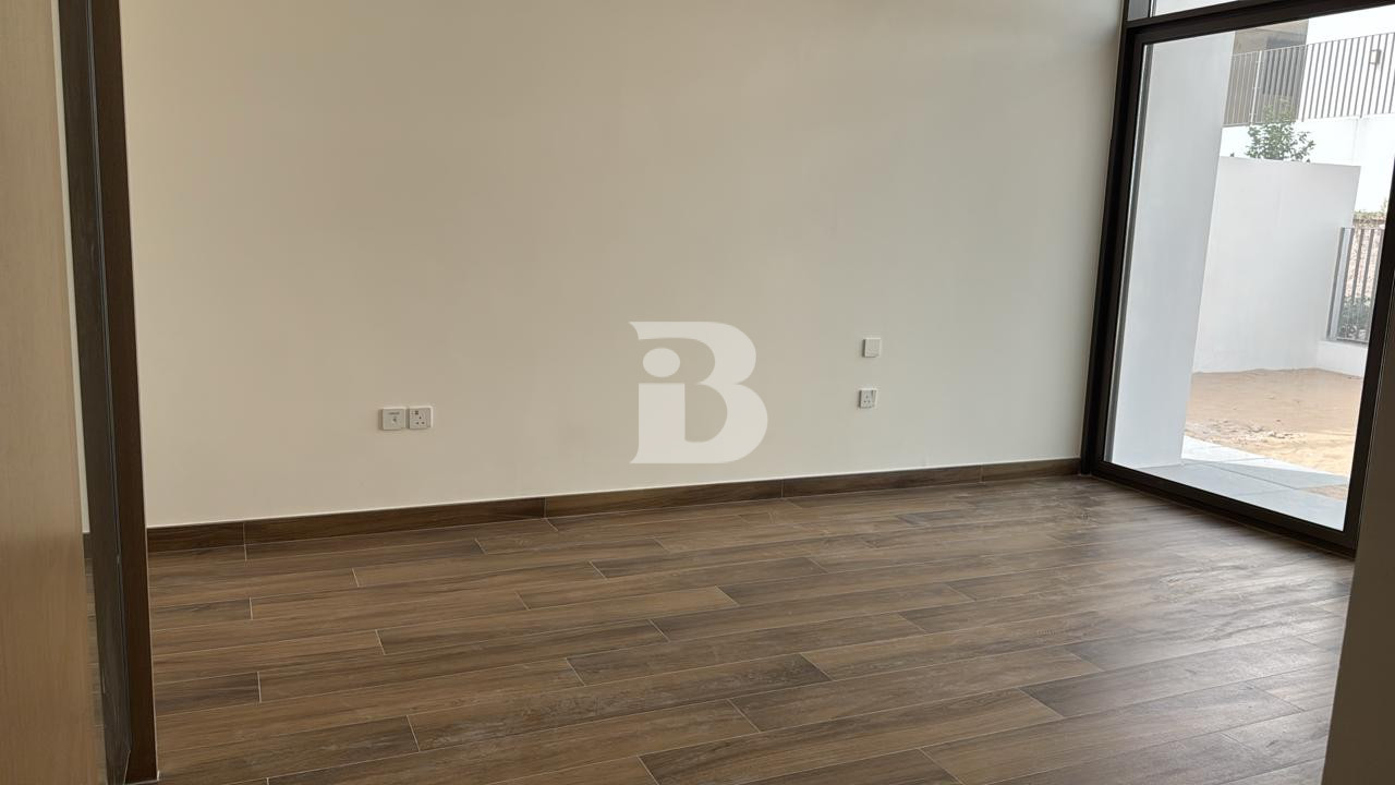 Large Plot | Preferred Layout | Internal Location