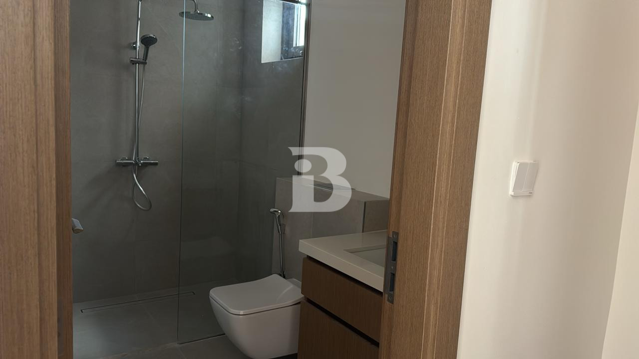 Large Plot | Preferred Layout | Internal Location