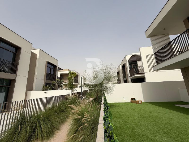 VASTU| PROPER INTERNAL| BEAUTIFULLY LANDSCAPED