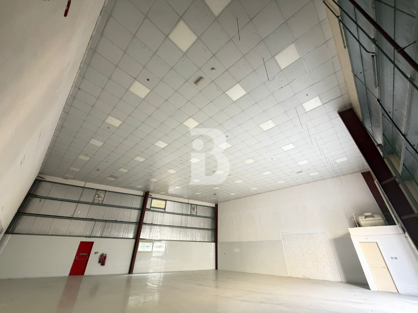 3350 Sqft | Amazing and Lovely Warehouse in DIP 2