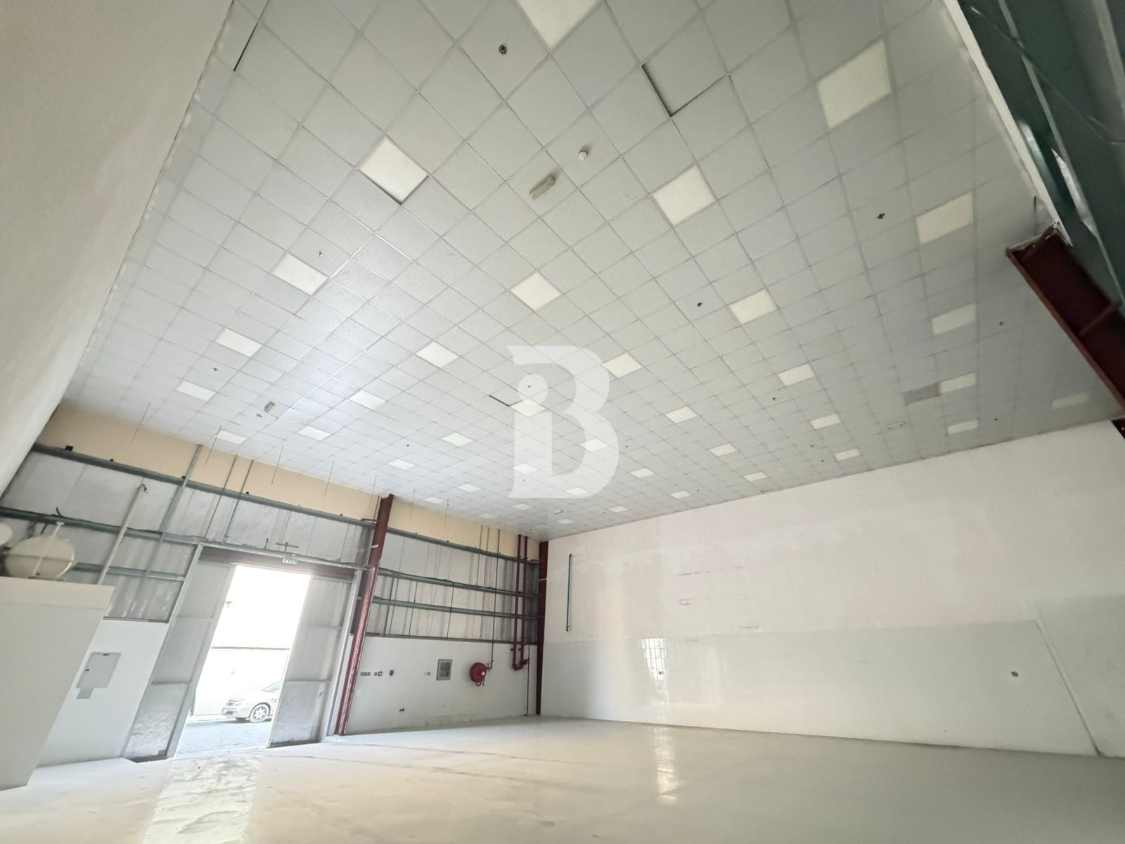 3350 Sqft | Amazing and Lovely Warehouse in DIP 2