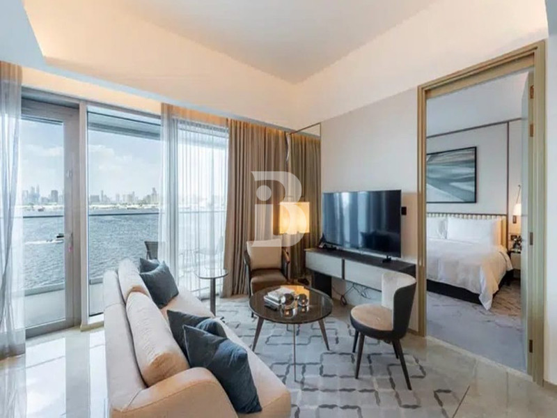 STUNNING BURJ KHALIFA | HOLIDAY PERFECT |LUXURIOUS