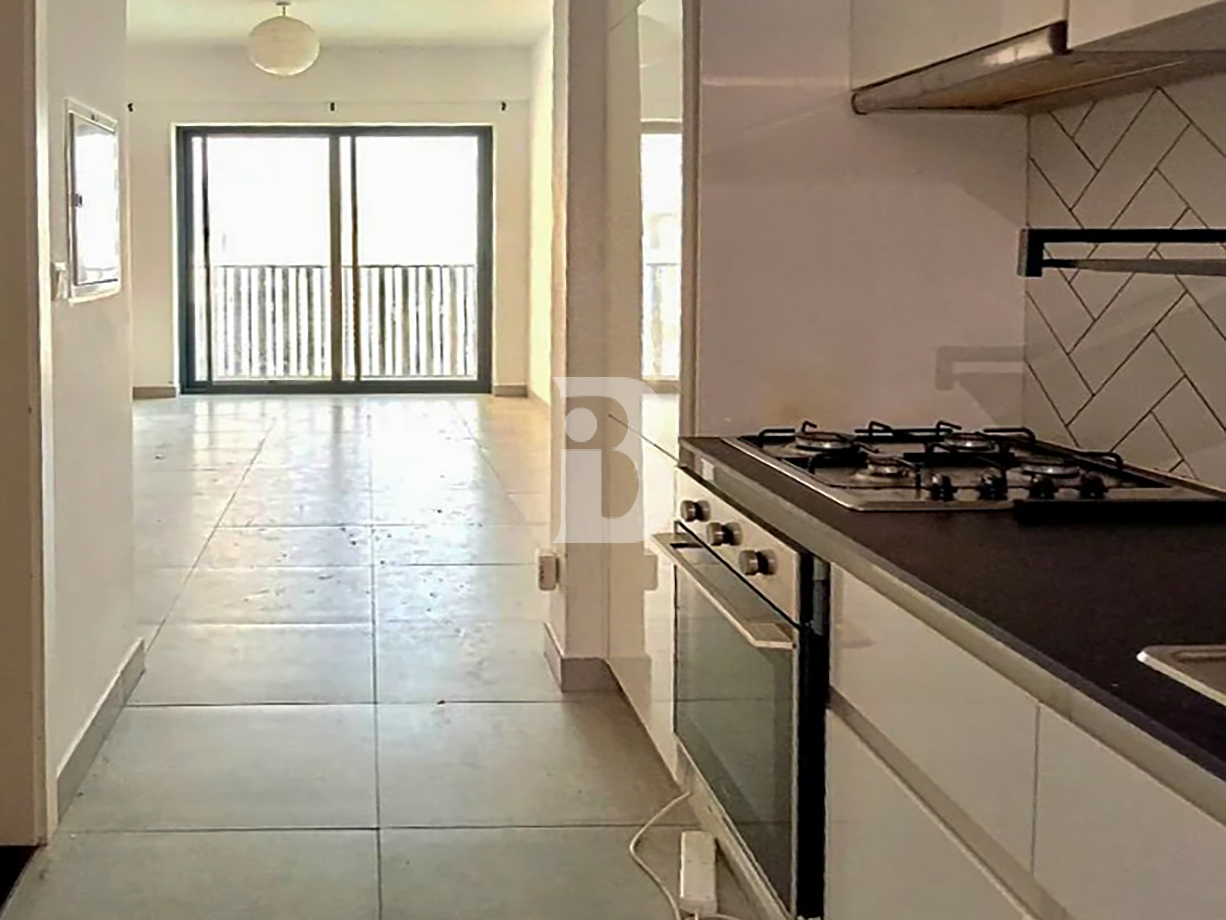 Sime-FURNISHED | VACANT |PRIME LOCATION