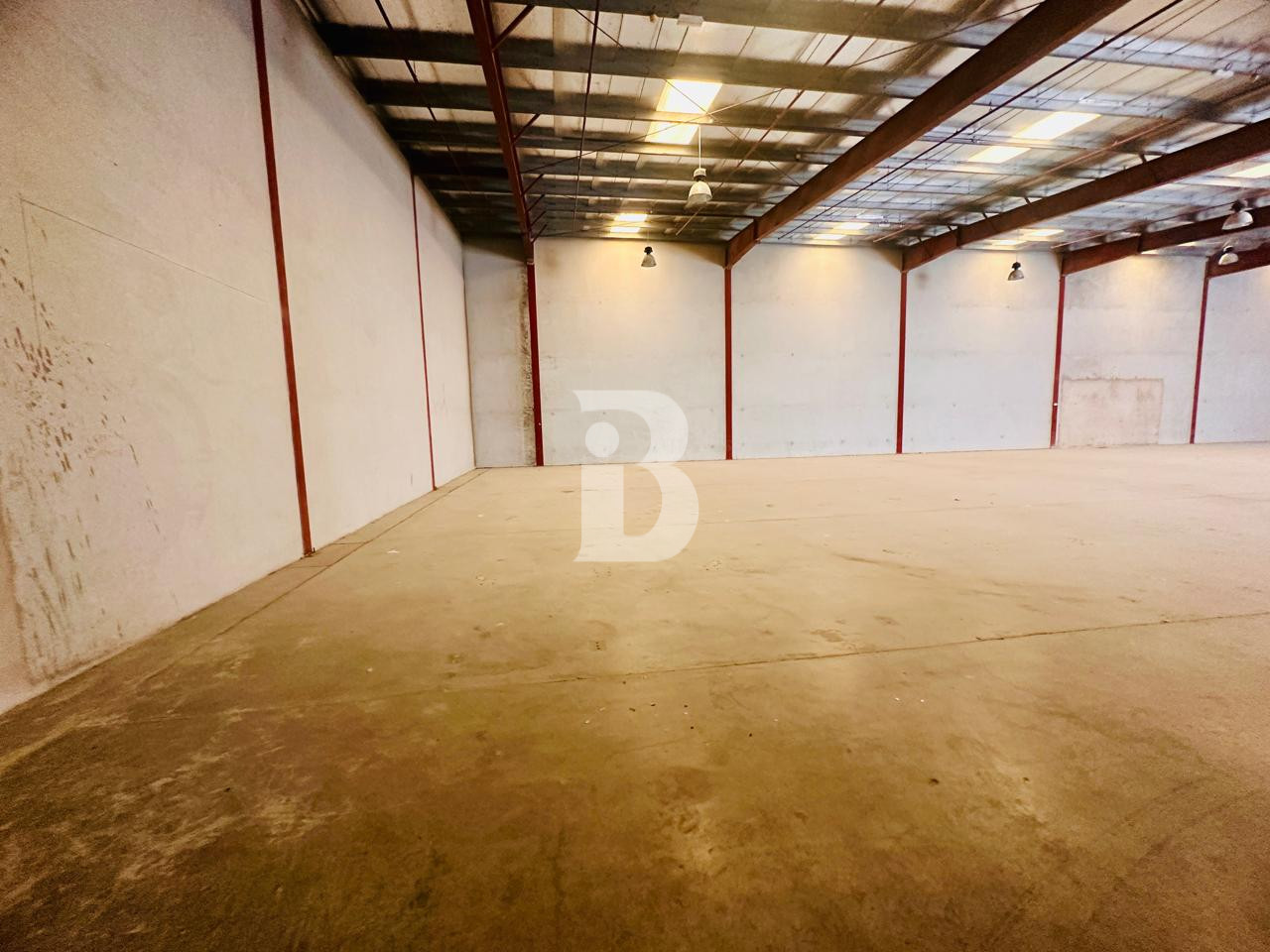 Spacious Warehouse in DIP with High Ceiling