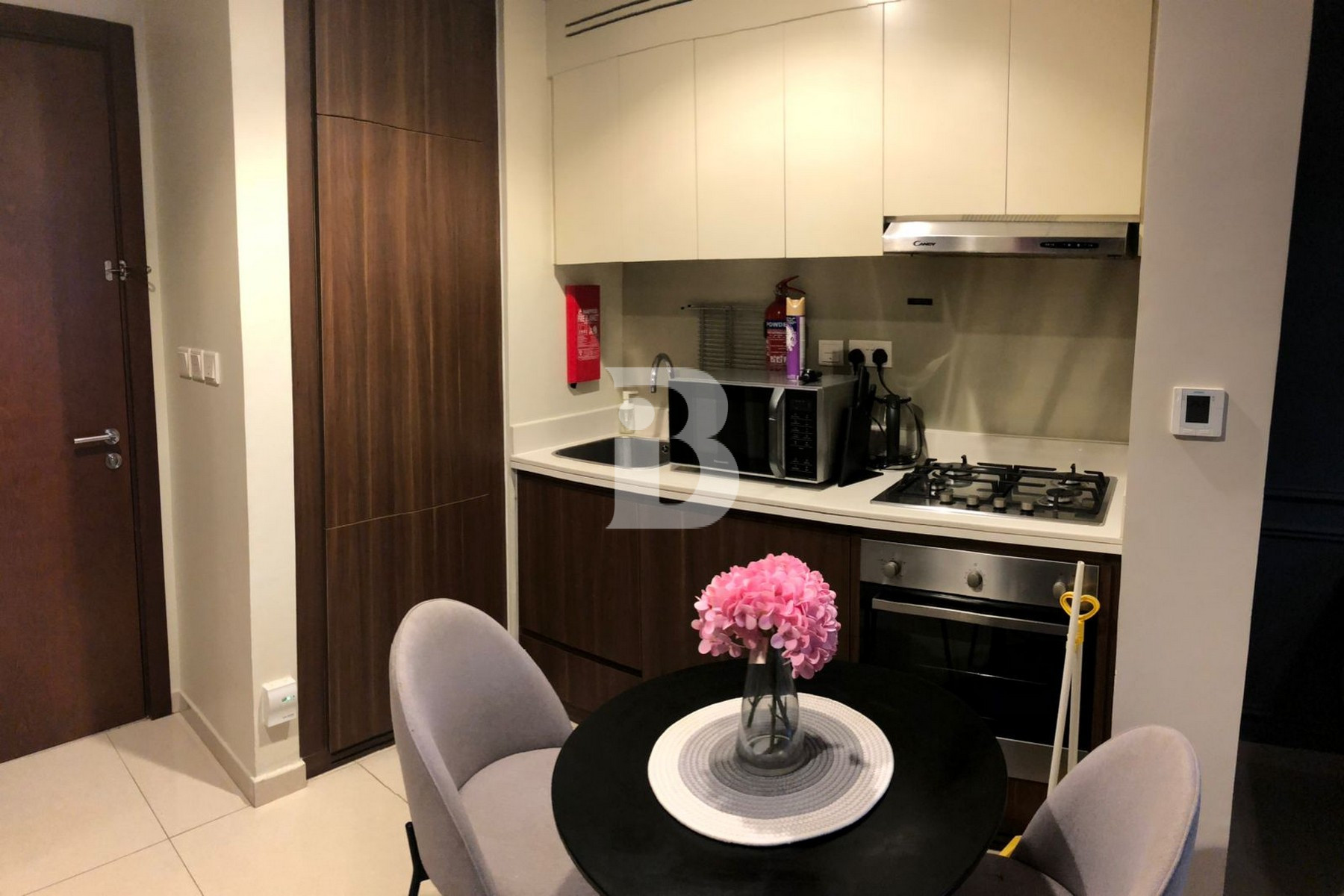 FULLY FURNISHED | READY TO MOVE | SPACIOUS