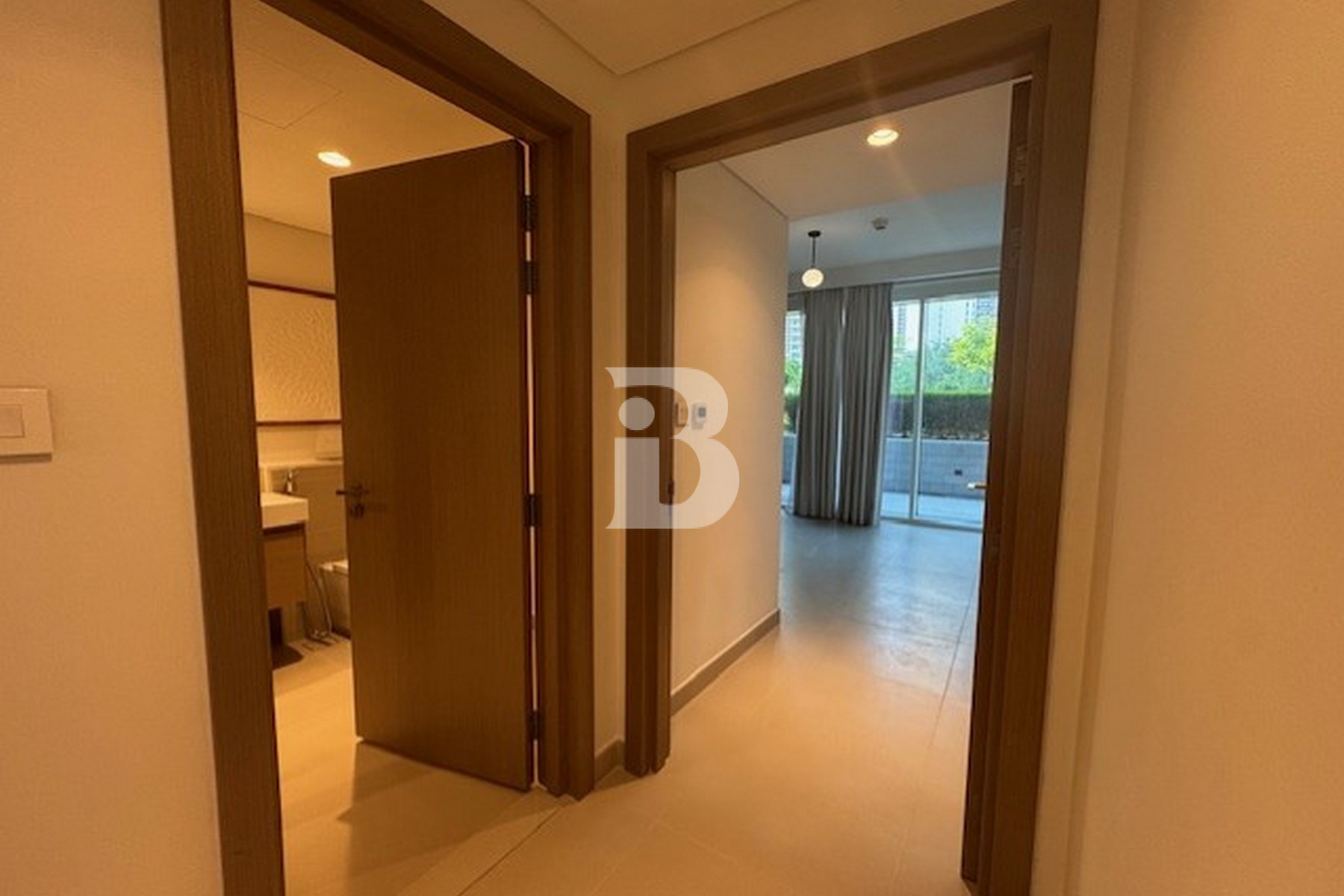 CORNER TOWNHOUSE |SPACIOUS |SERENE |TROPHY ASSET