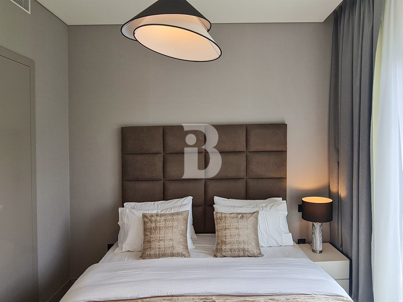 Bestl Price| High end Furnished| Downtown view