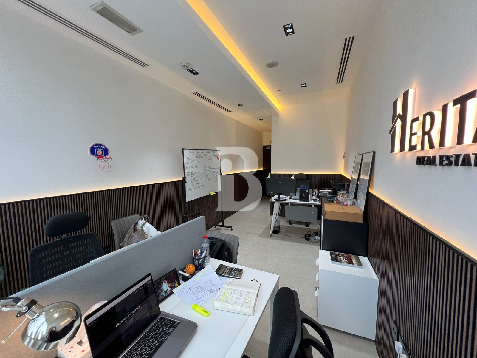 RARE UNIT | UPGRADED | HIGH FLOOR | NEAR METRO