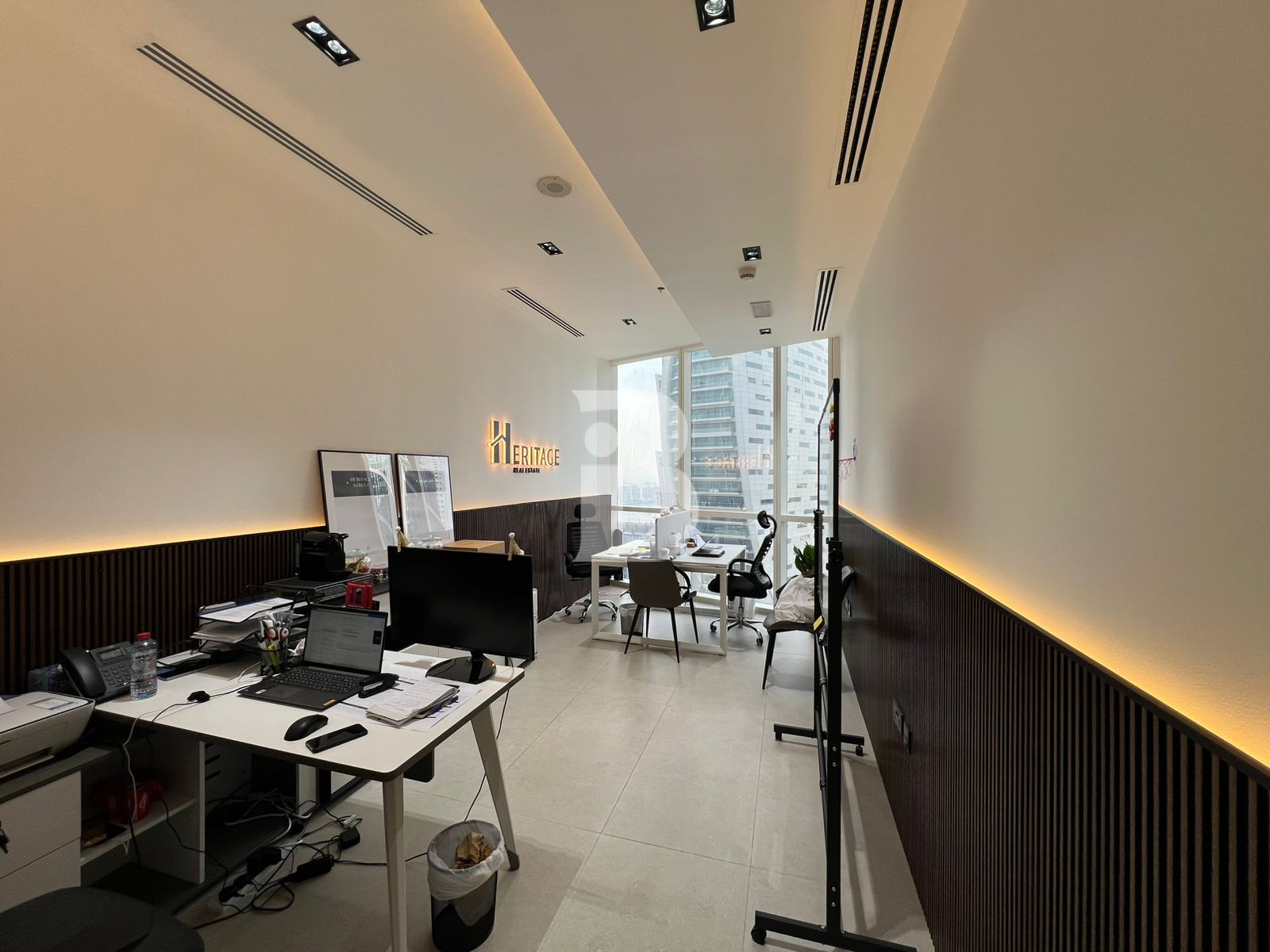 RARE UNIT | UPGRADED | HIGH FLOOR | NEAR METRO