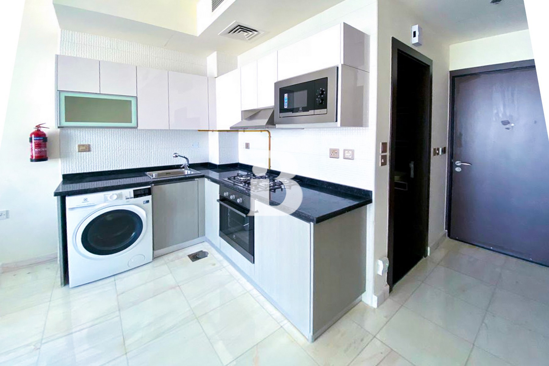 ROAD VIEW | FULLY FURNISHED | FOR SALE ** NO AGENTS **