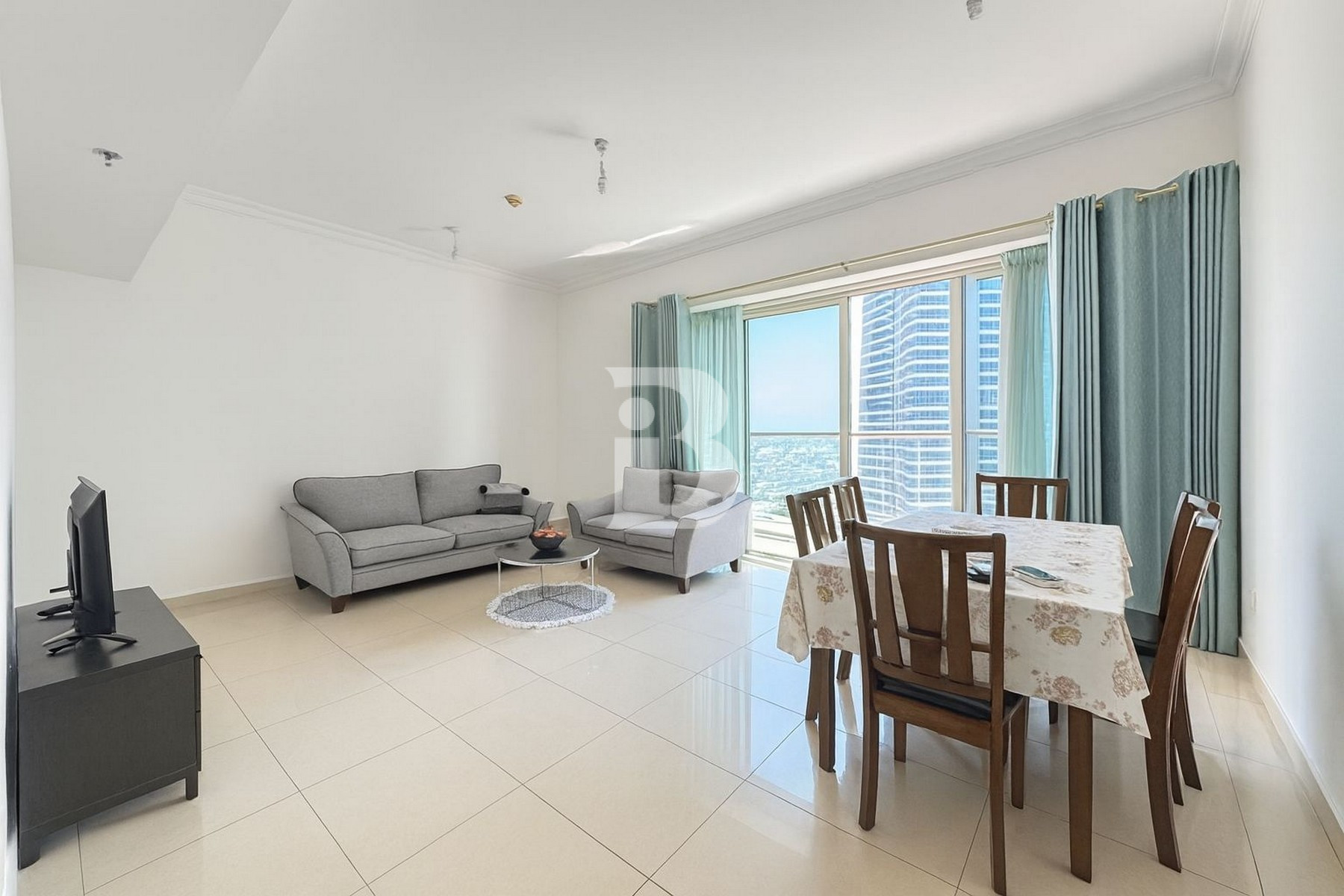 HIGH FLOOR | READY TO MOVE | FULLY FURNISHED