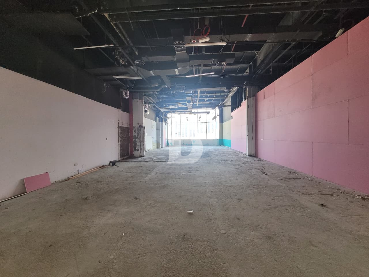 Ideal Prime Shop l Best Location l Near Metro