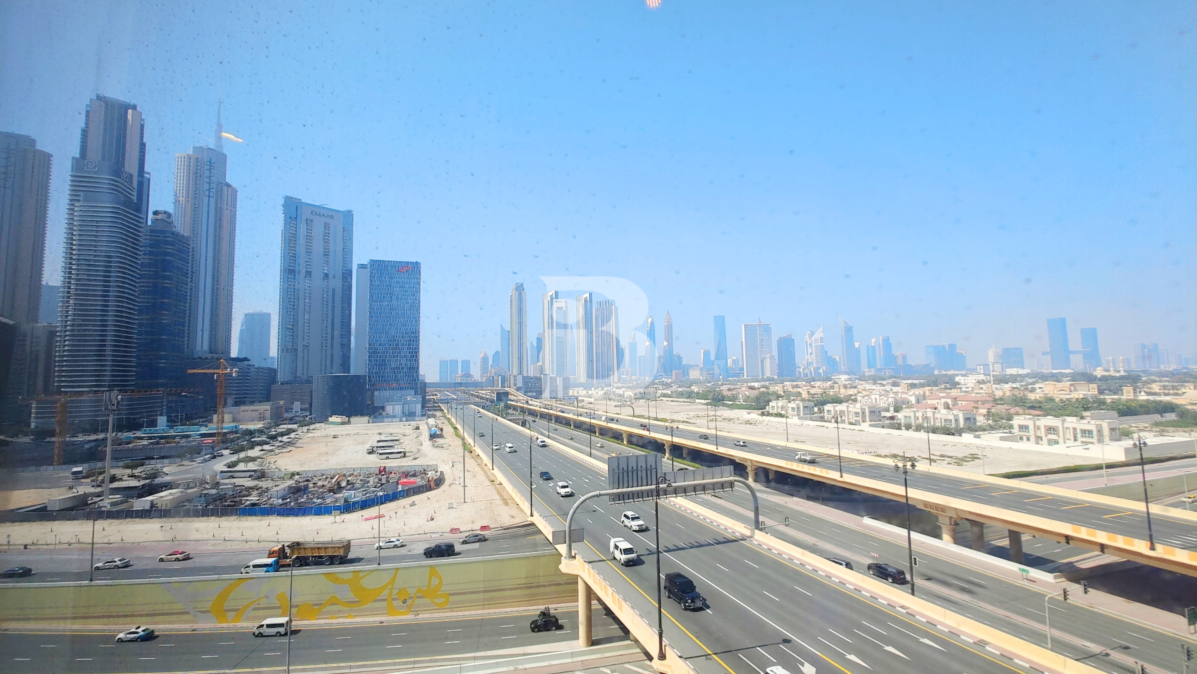 BRIGHT SPACE | OPEN LAYOUT | FULLY FITTED