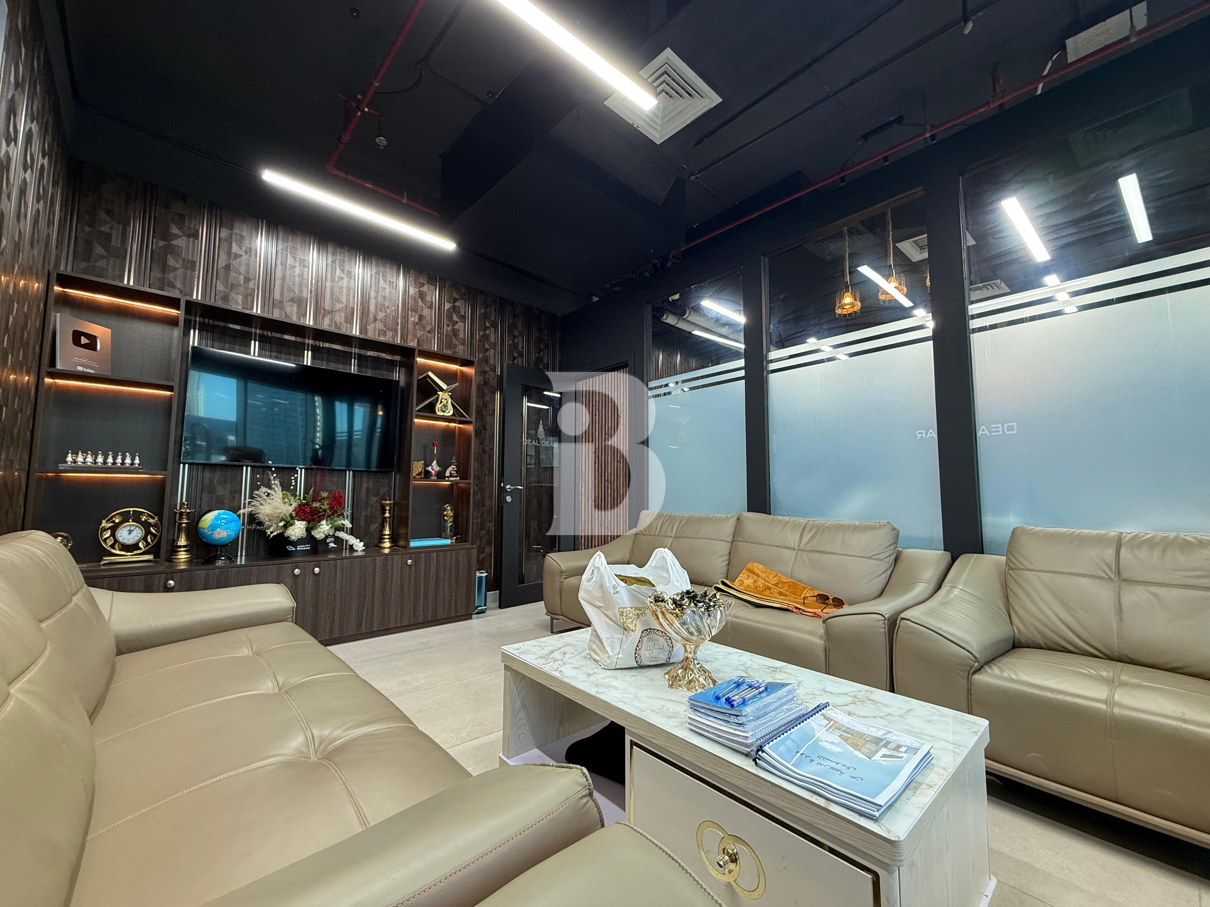 Premium | Burj Khalifa View | Multiple Cheque