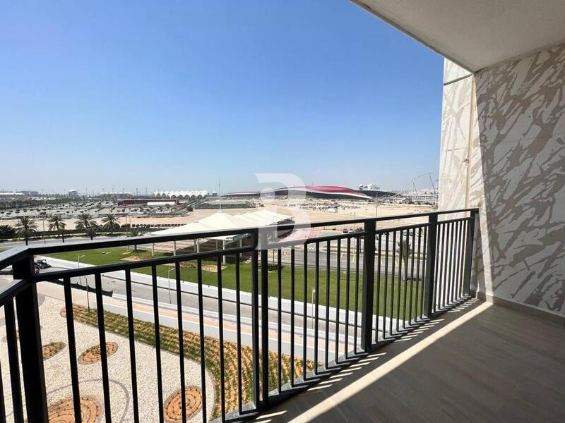 UpComing l Canal+Ferrari View | Spacious Unit