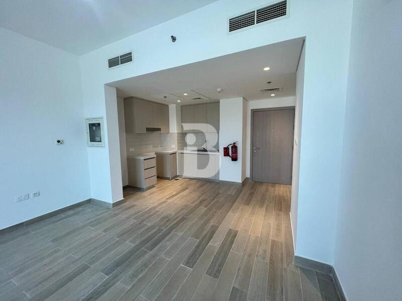 UpComing l Canal+Ferrari View | Spacious Unit