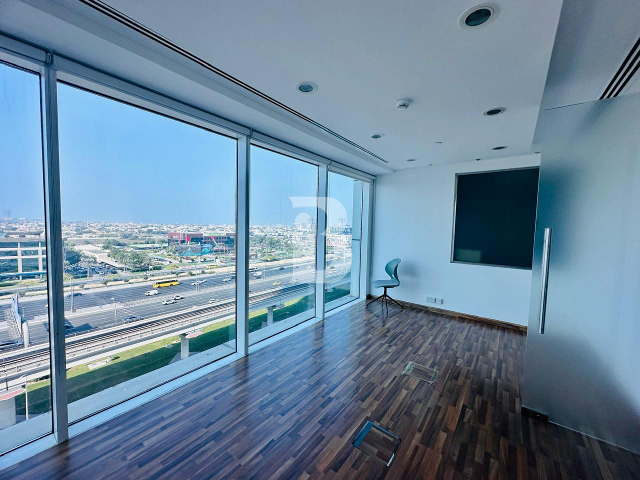 Fitted office I Prime Location I Near Metro