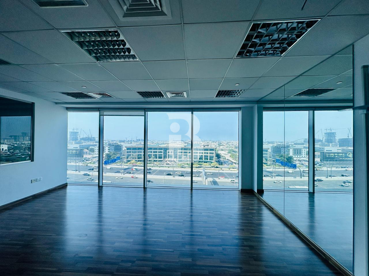 Fitted office I Prime Location I Near Metro