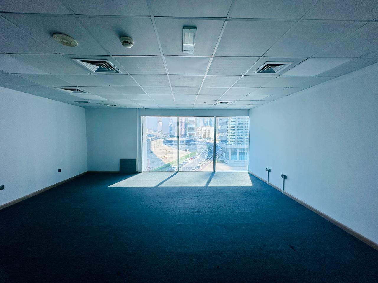 Fitted office I Prime Location I Near Metro