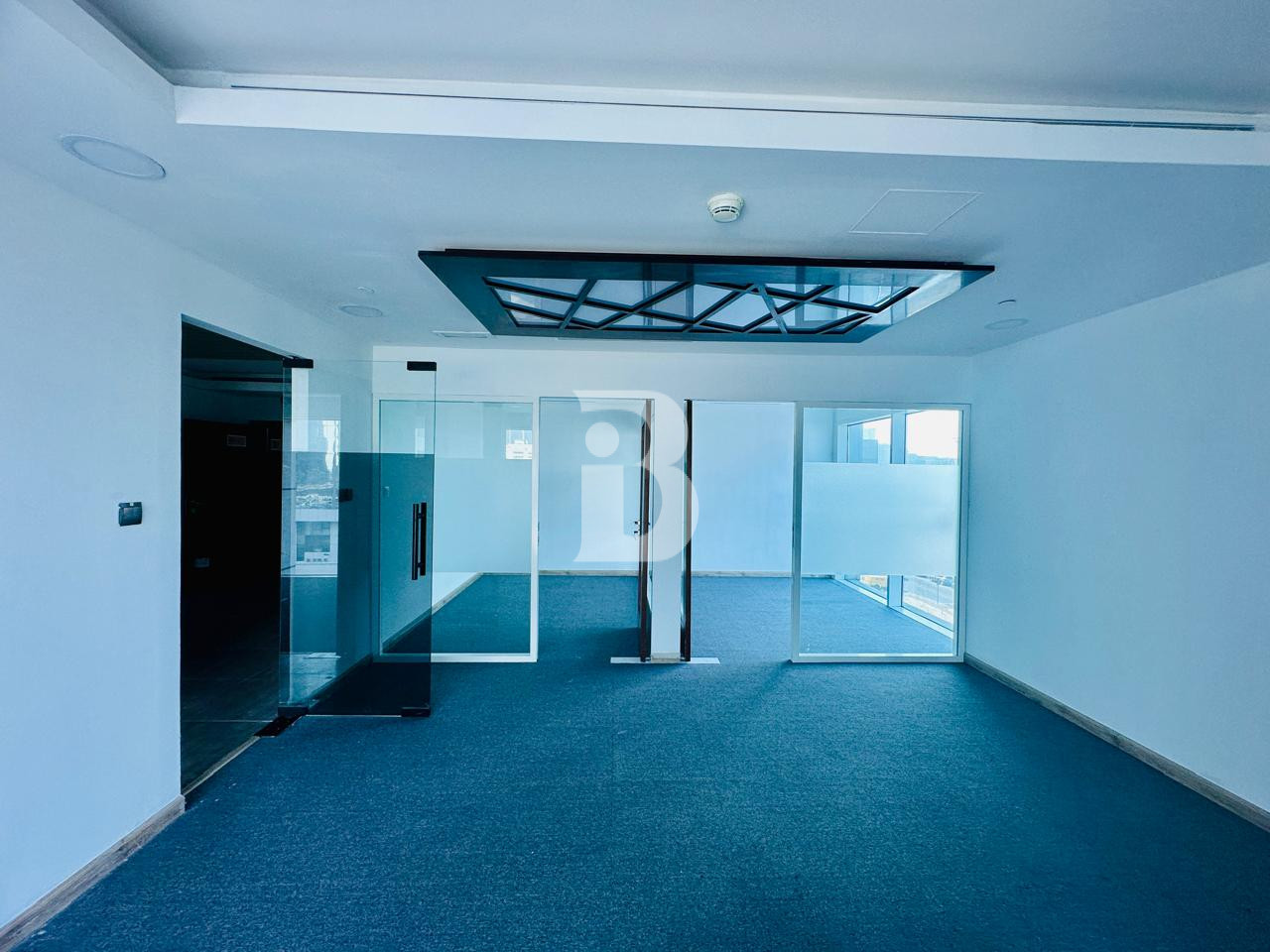 Fitted office I Prime Location I Near Metro