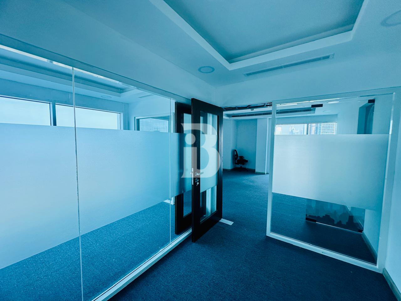 Fitted office I Prime Location I Near Metro