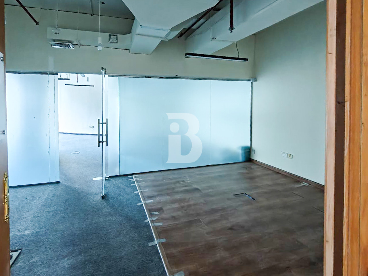 FITTED | VACANT | CANAL VIEW | LESS TRAFFIC