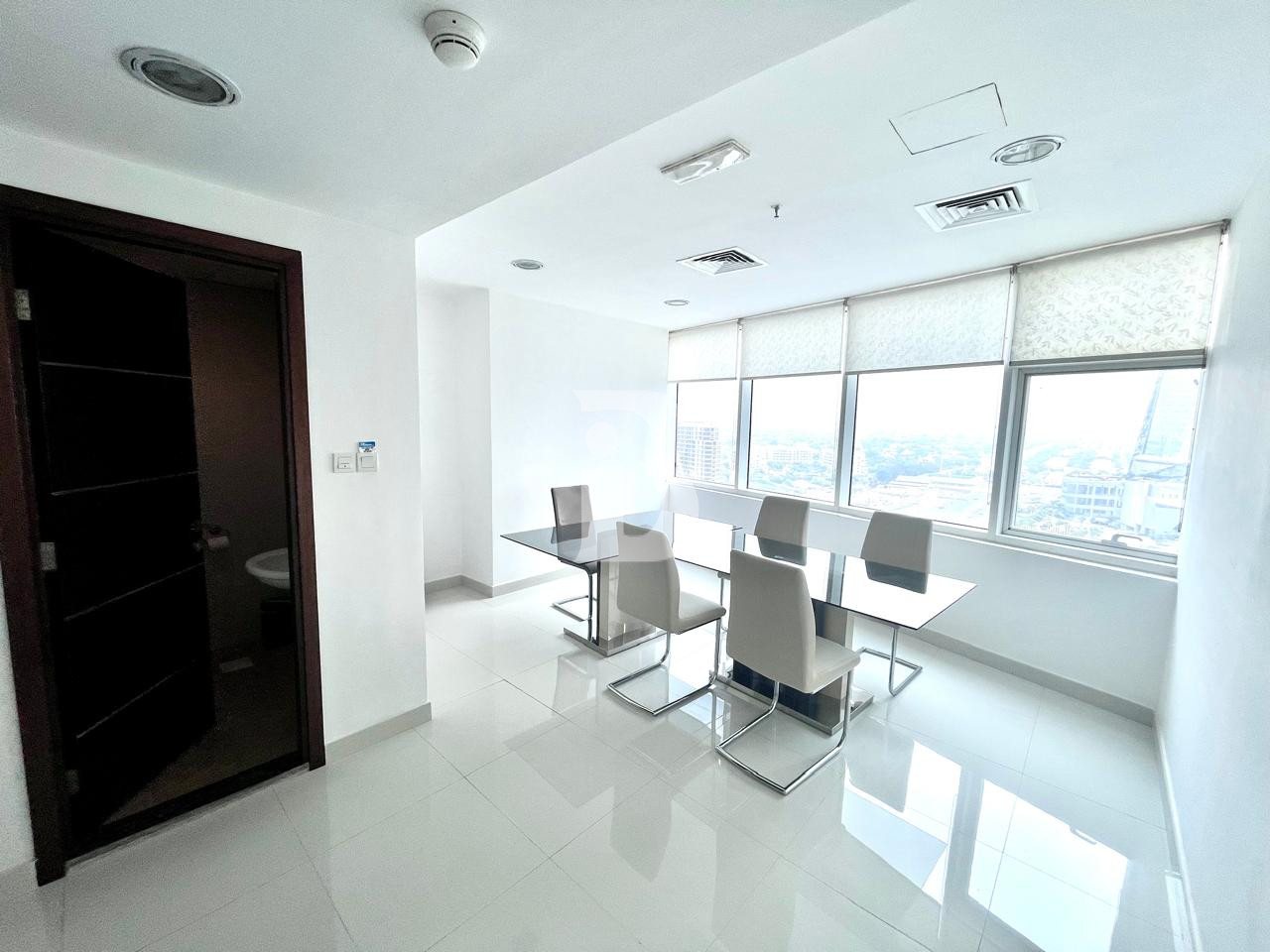 Prime Offices | for Clinic, Salon or Corporate Use