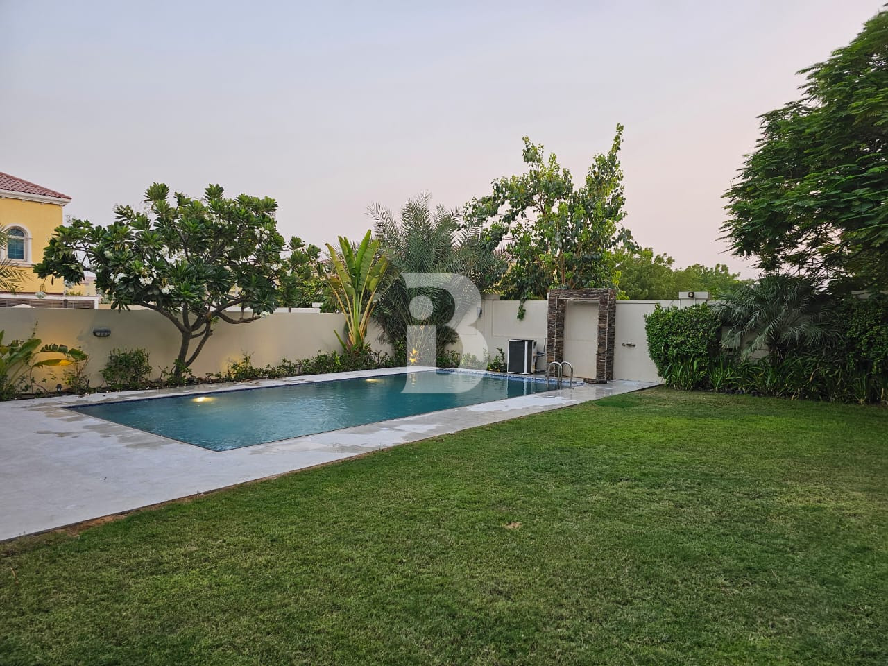 Prime location| Huge plot | Private pool