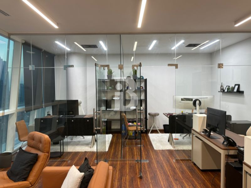 Canal view | Fully Fitted | Vacant Office