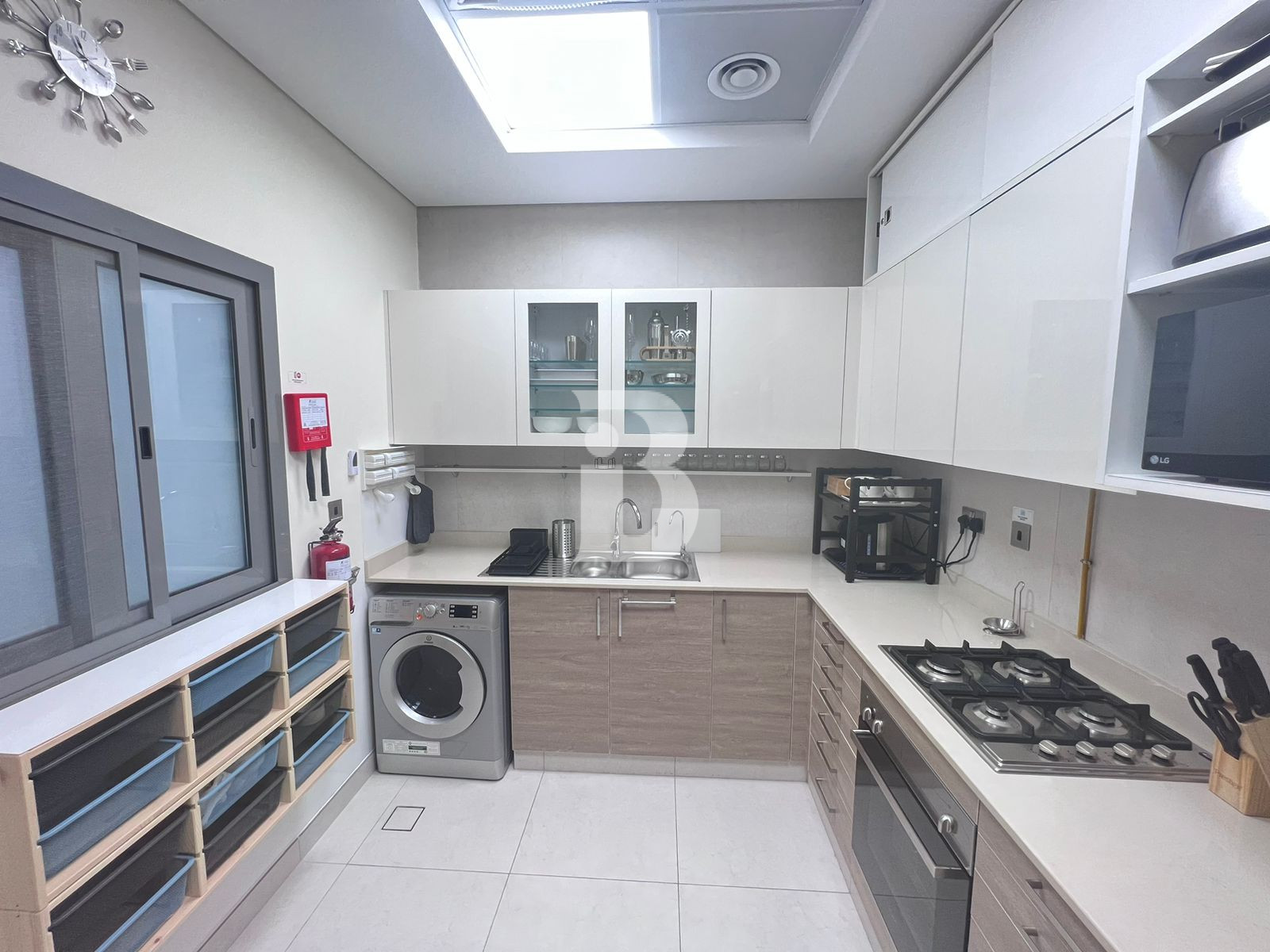 Fully-furnished | Spacious Unit | Ready to Move in