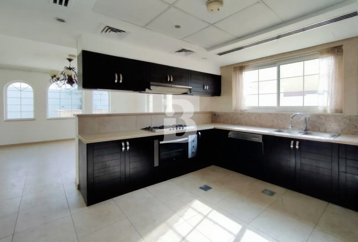 Vastu | Corner Villa | 3 BR | Lowest Rent