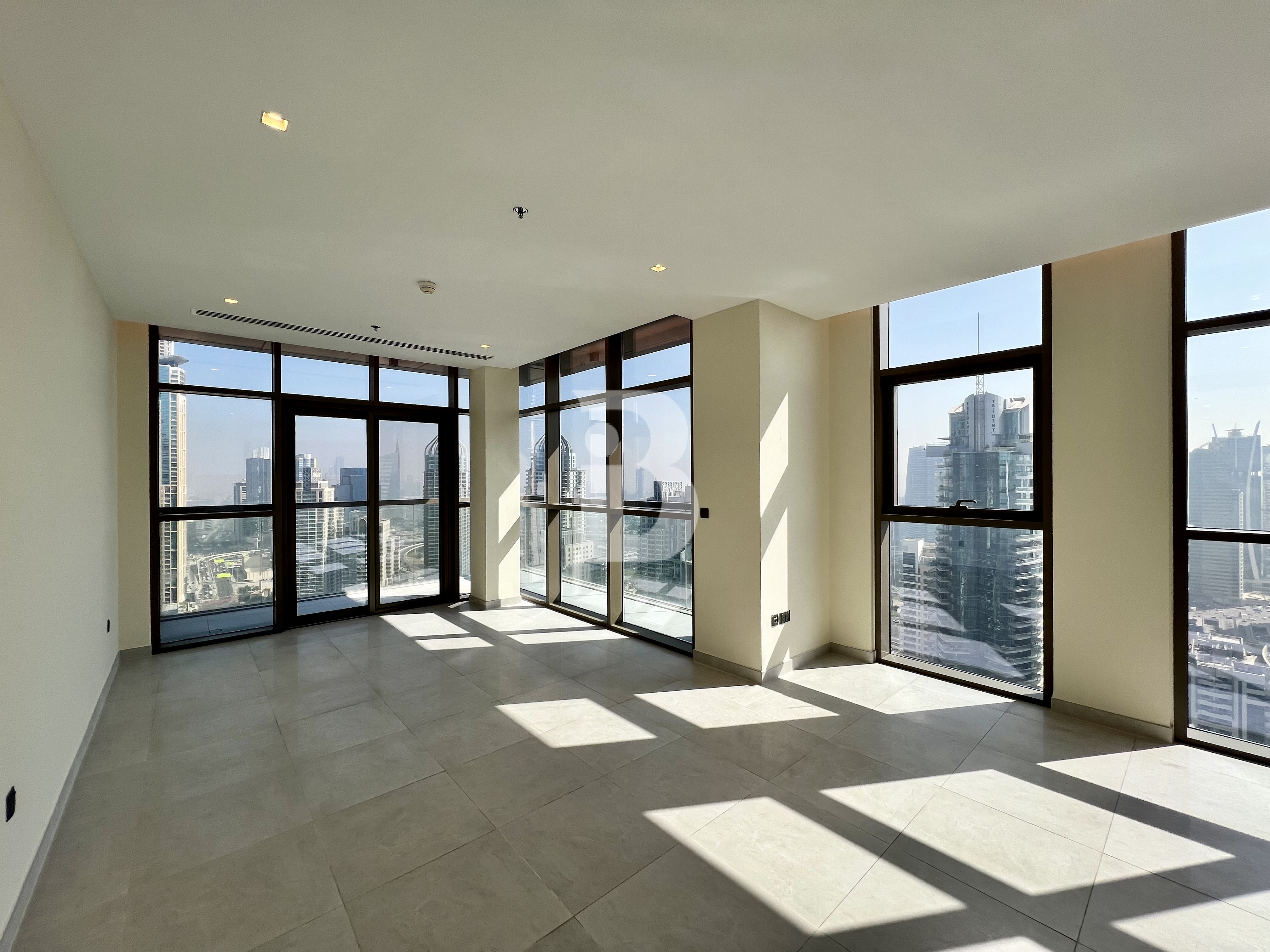 Vacant | Spacious Unit | Amazing Canal Views