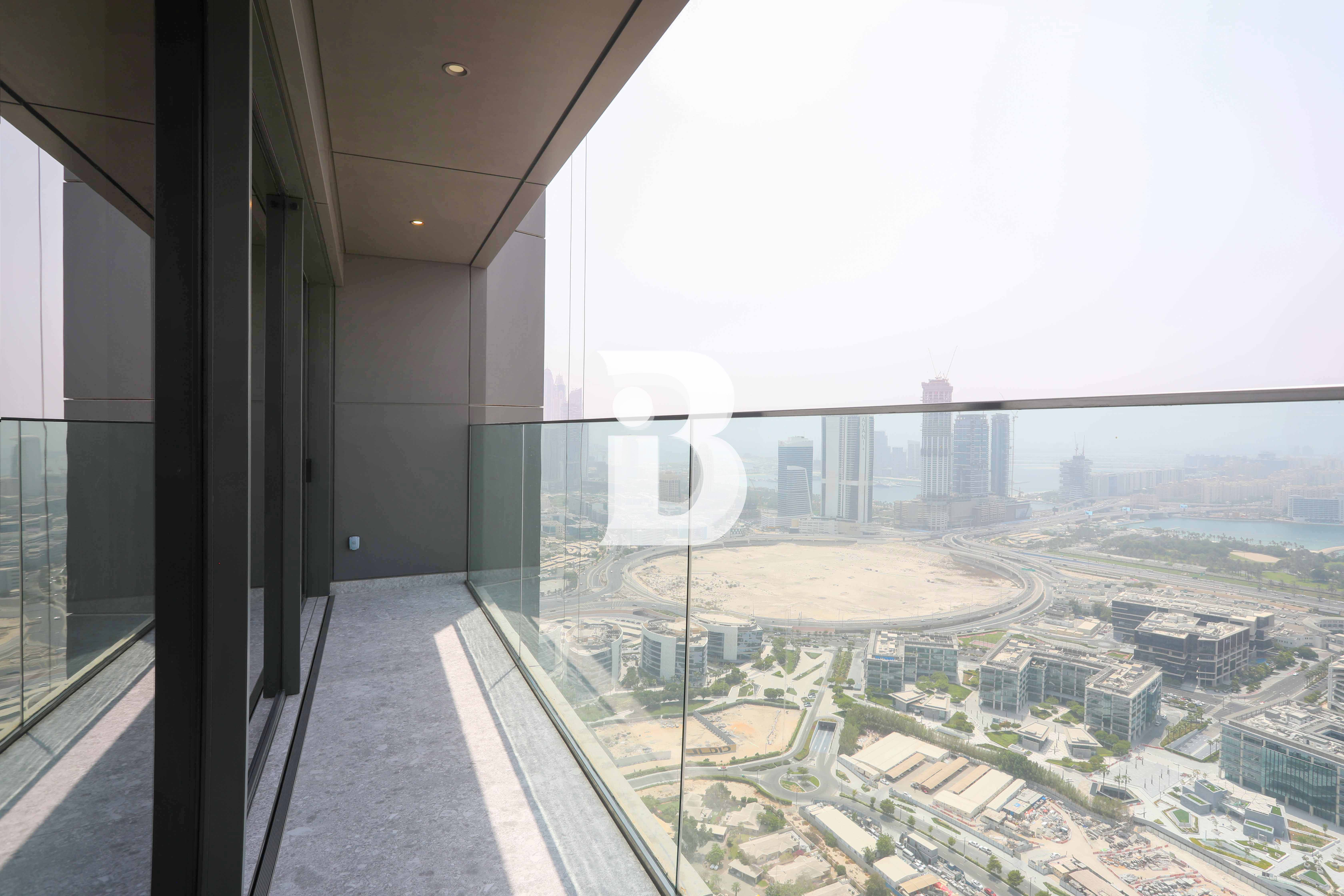 Modern and Fully Customized Apt | Multiple Units