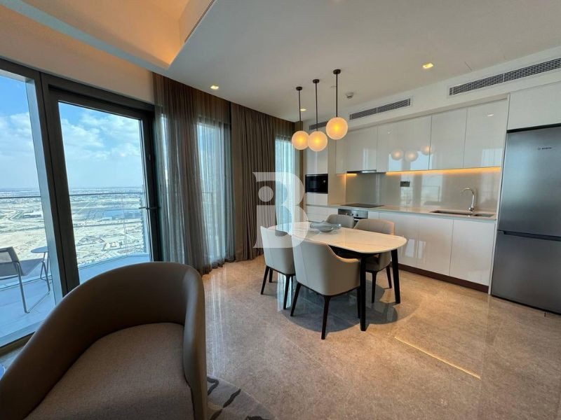 STUNNING CREEK VIEWS |SPACIOUS LAYOUT |HIGH FLOOR