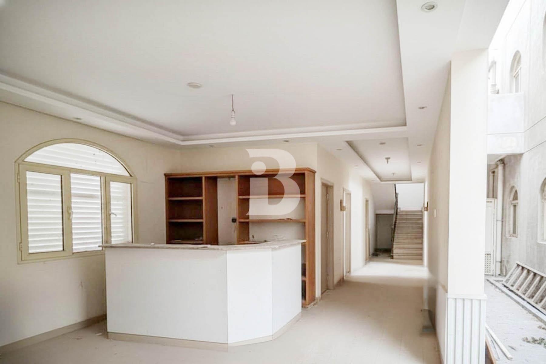 Vacant Commercial| Prime Jumeirah Road Location