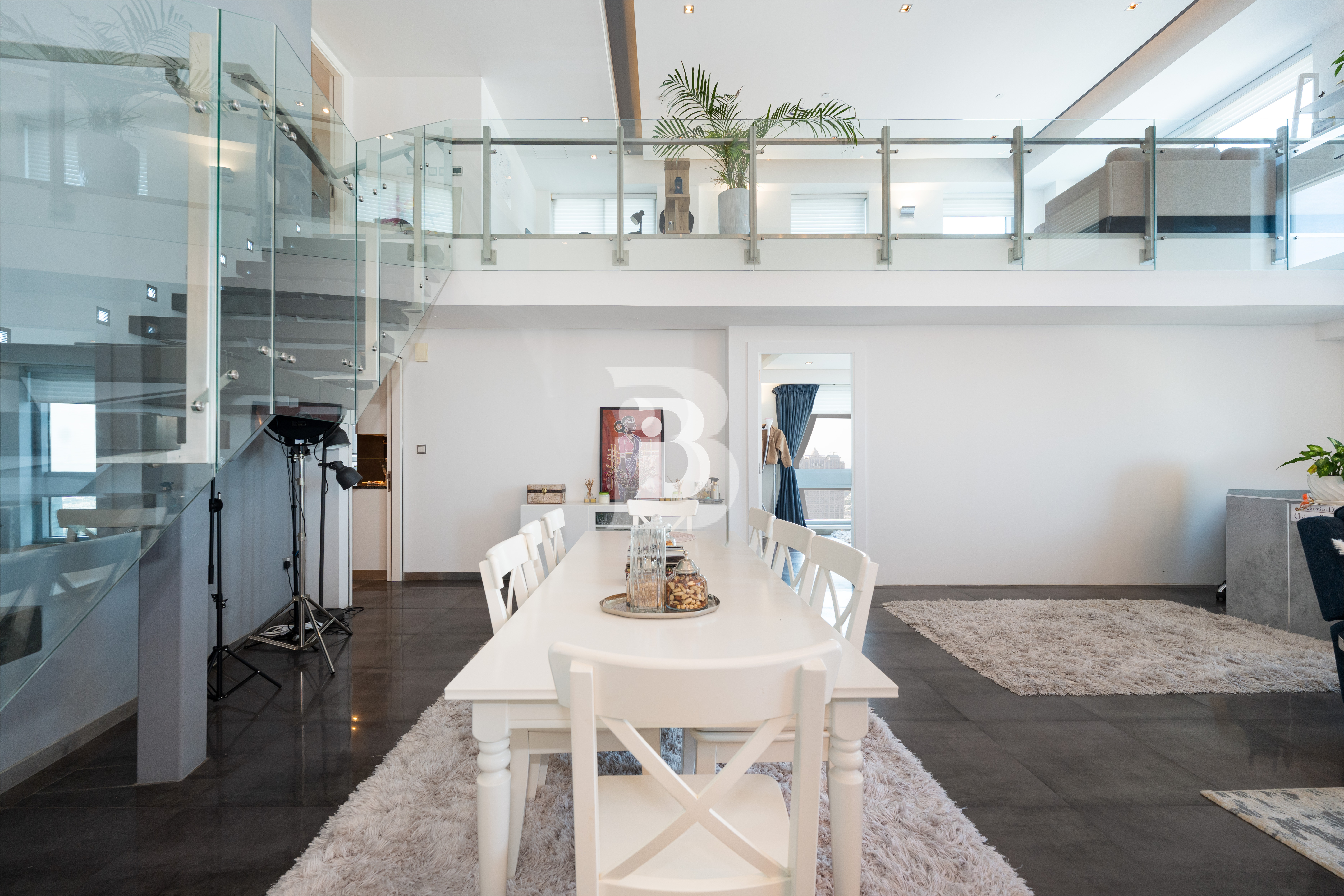 LOFT APARTMENT I SKYLINE VIEW I CALL NOW