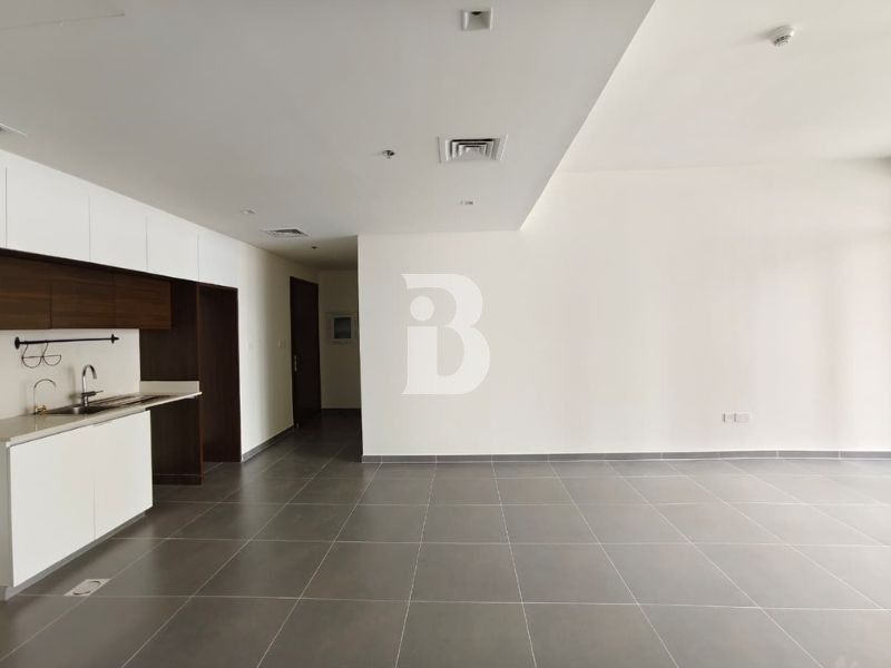 STUNNING CREEK VIEW |SPACIOUS LAYOUT |LUXURIOUS