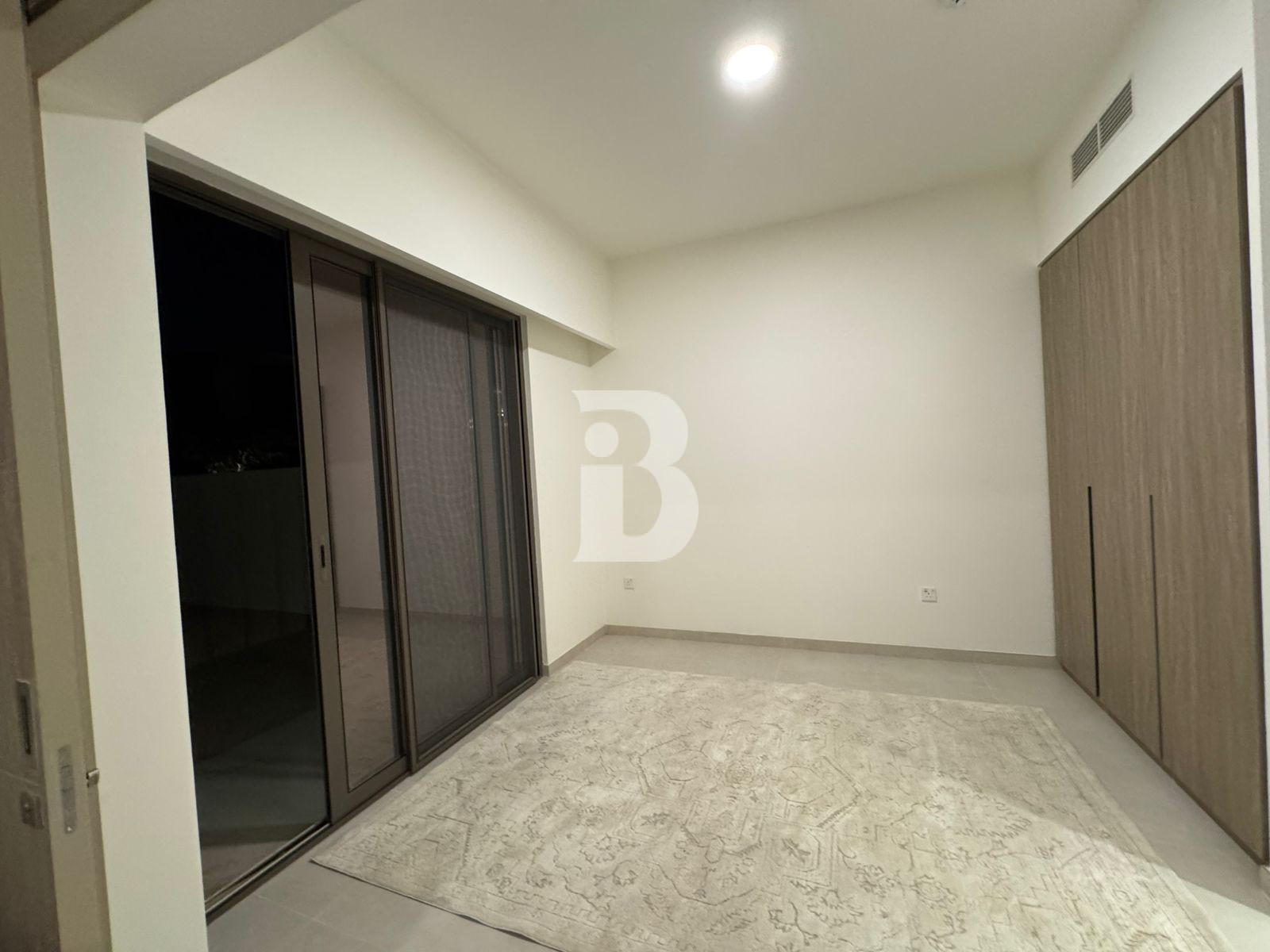 EXQUISITE DESIGNED | BRIGHT LAYOUT | SPACIOUS