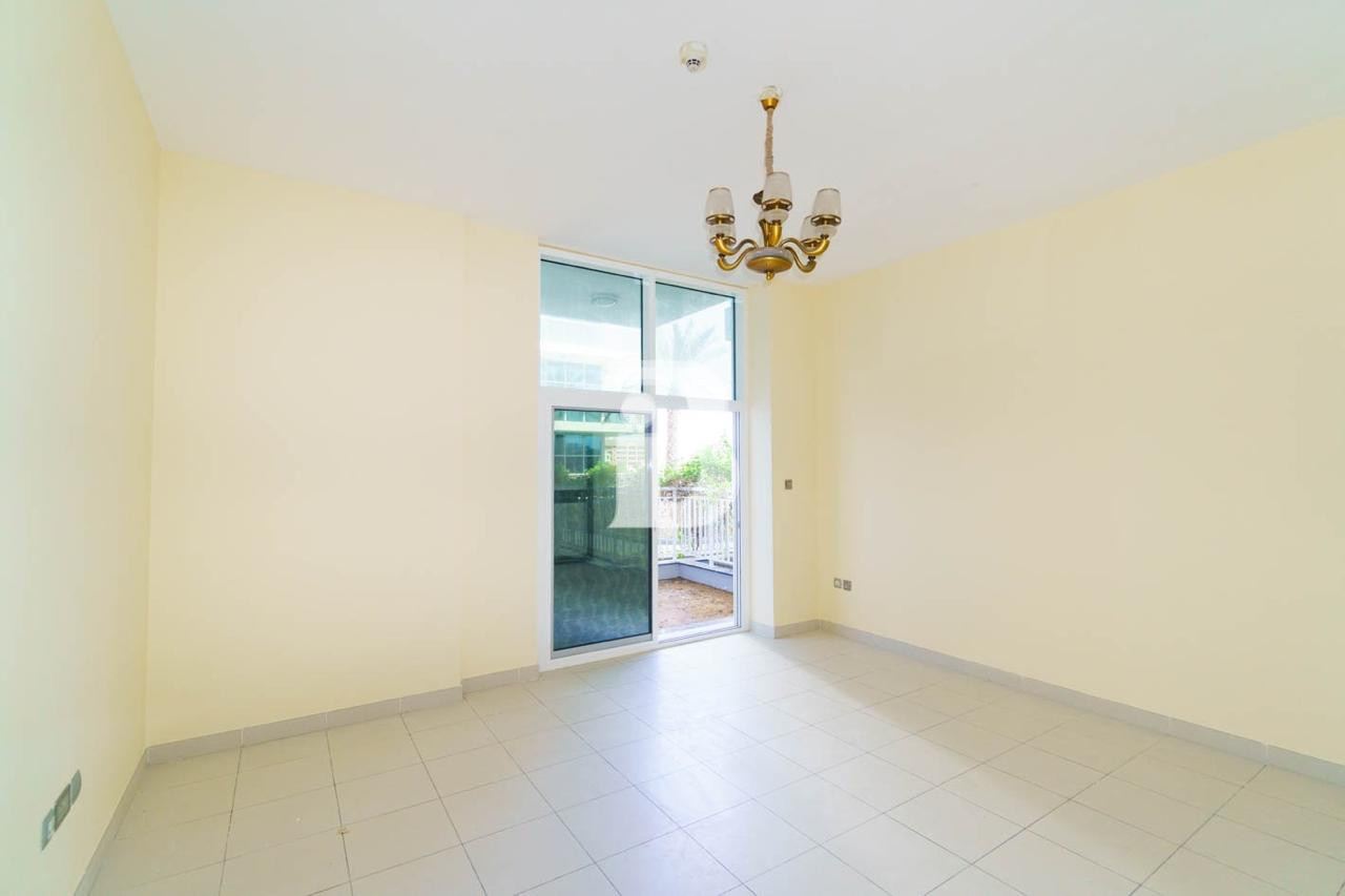 2 BEDROOM | PARK FACING | READY TO MOVE in Jan