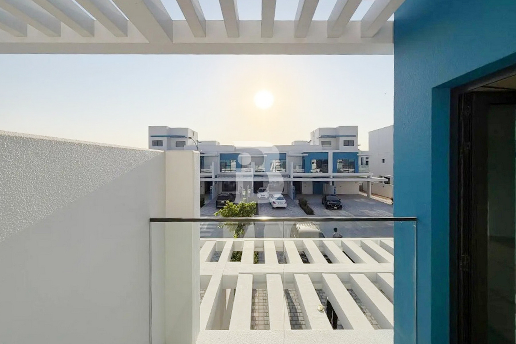 4 bedroom | Single Row | Prime Opportunity