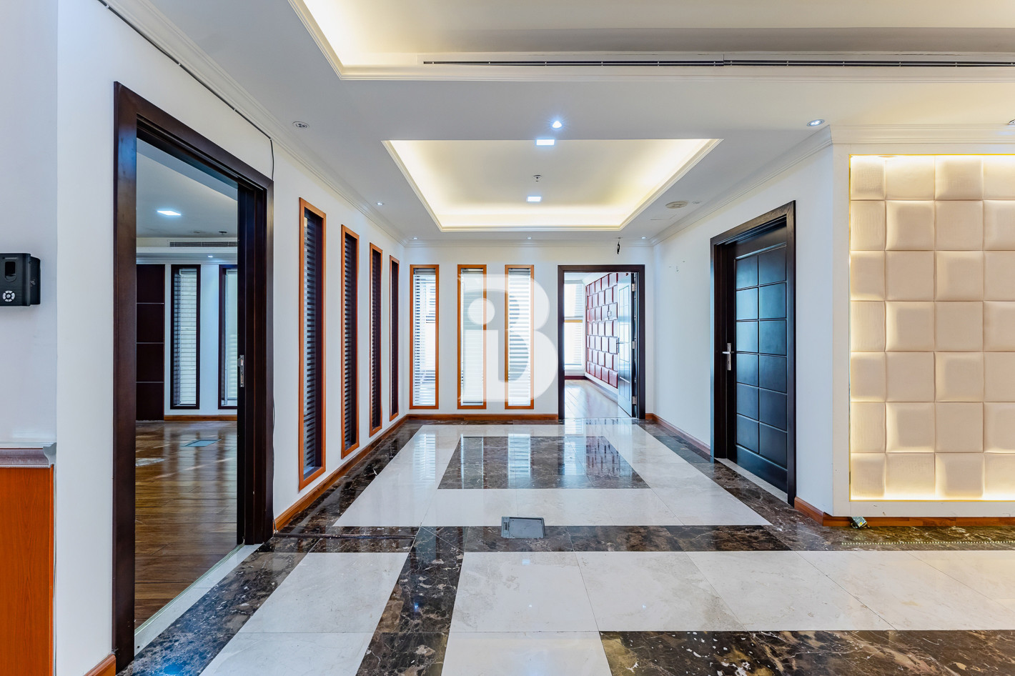 VASTU UNIT|HIGH FLOOR| UPGRADED INTERIORS|