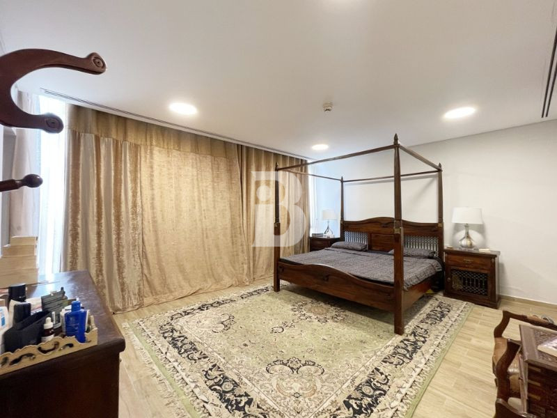 SPACIOUS | SINGLE ROW | 4BR | VACANT | FURNISHED