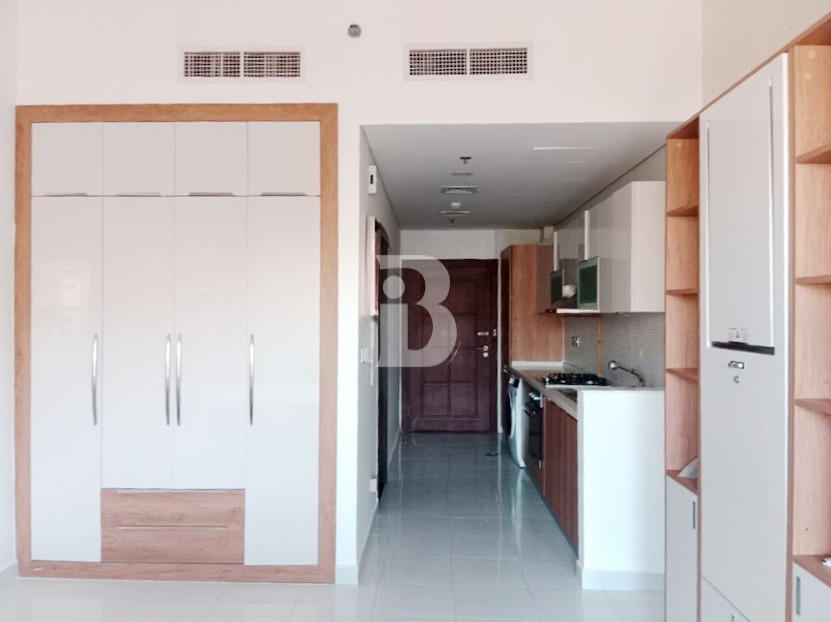 Beautiful Community | Mid Floor | Ready To Move