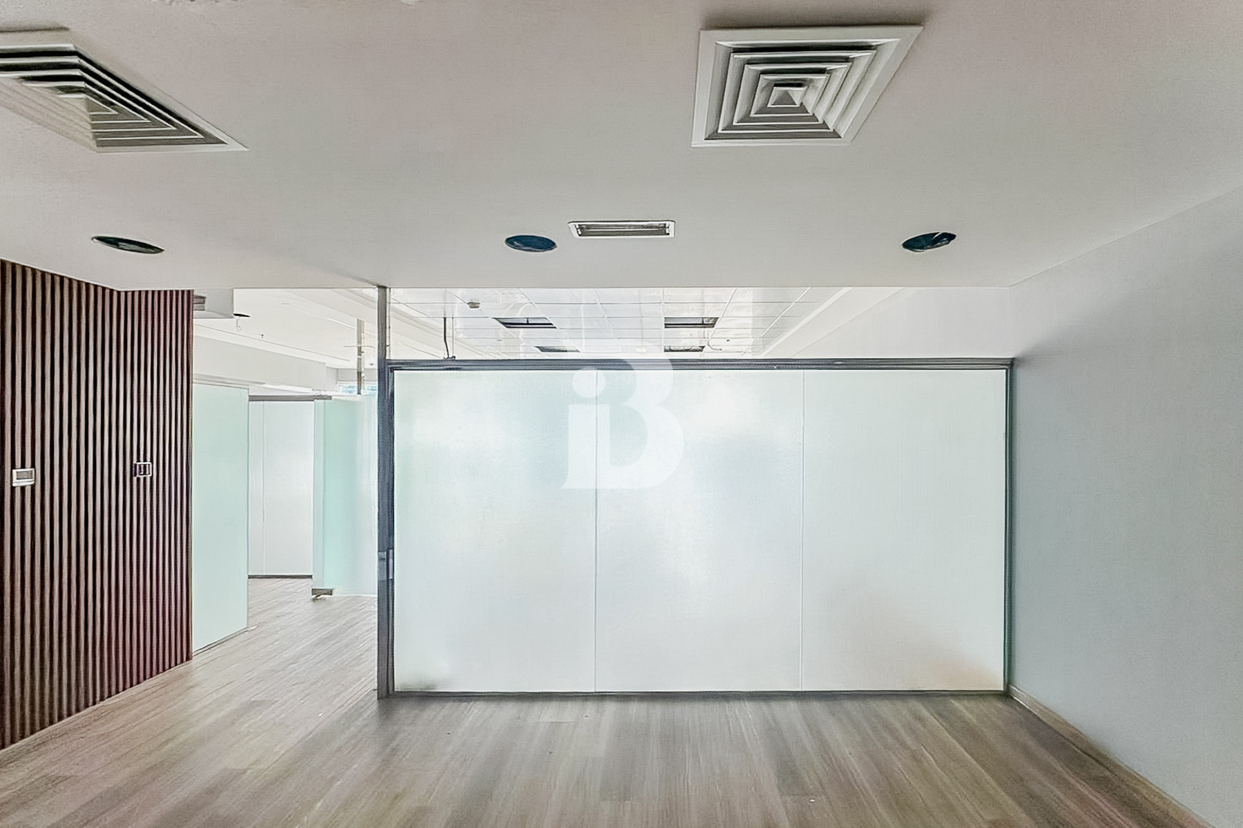 READY OFFICE  | FITTED | AMAZING CANAL VIEW