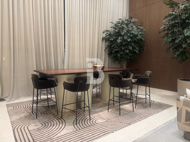 BURJ CREEK VIEW | LUXURY | HIGH FLOOR | VOT