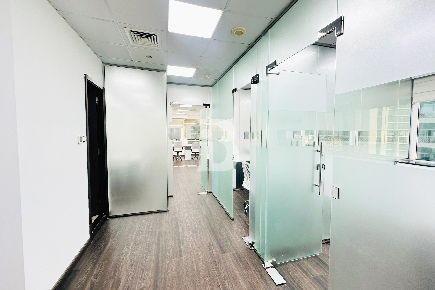 FULLY FITTED | GREAT LOCATION | GOOD INVESTMENT