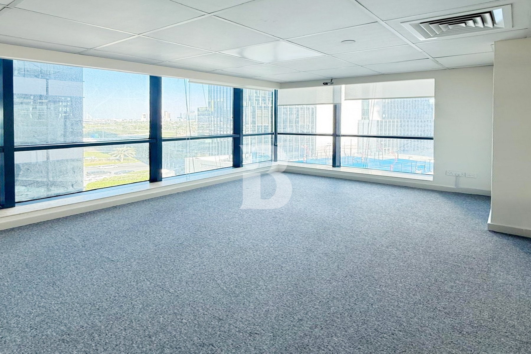 TURNKEY OFFICE | PRIME LOCATION | ACCESSIBLE