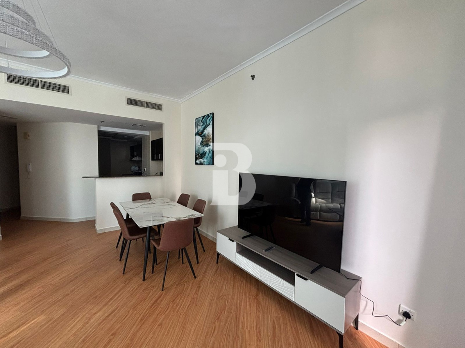 Spacious  Unit | Furnished | High Floor