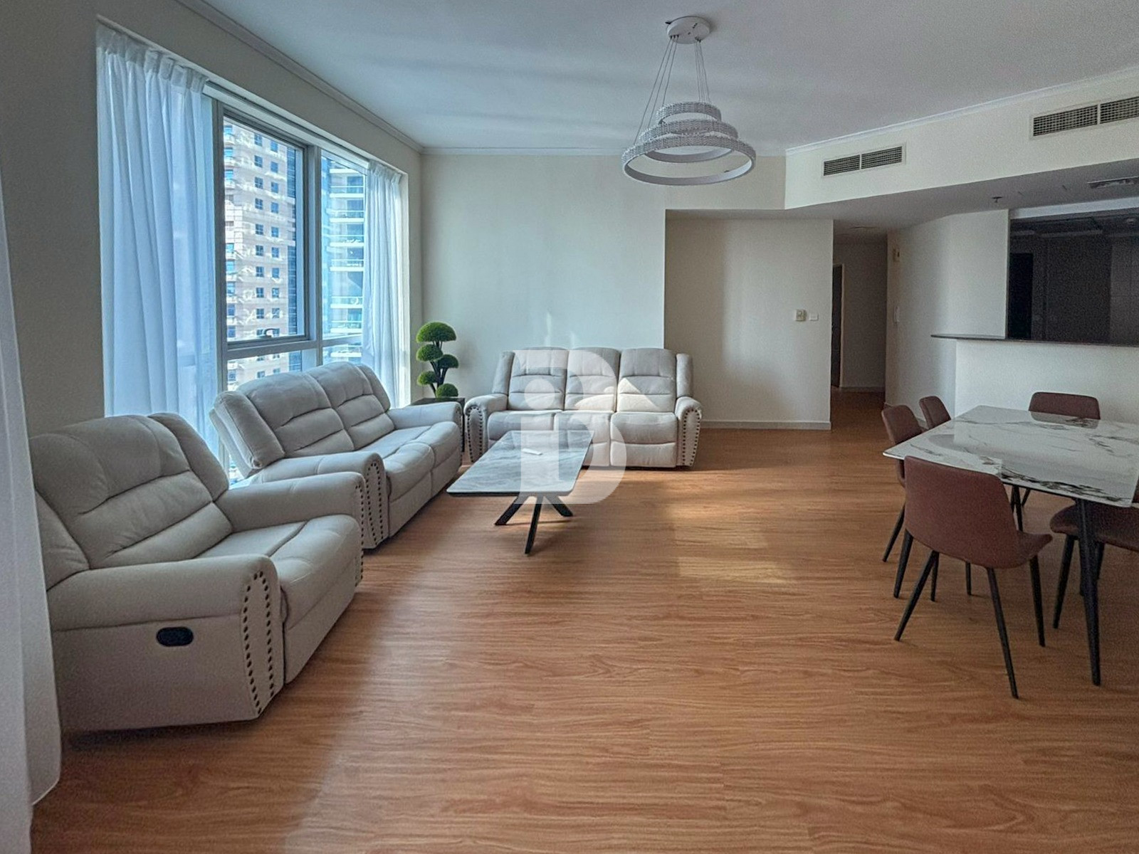 Spacious  Unit | Furnished | High Floor
