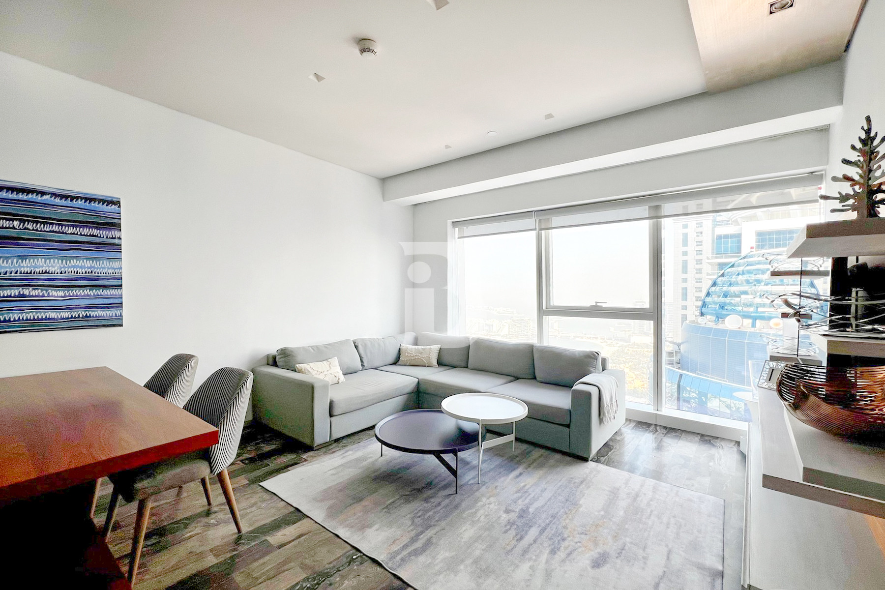 Sunlit | Sea Views | Vacant Ready to Move